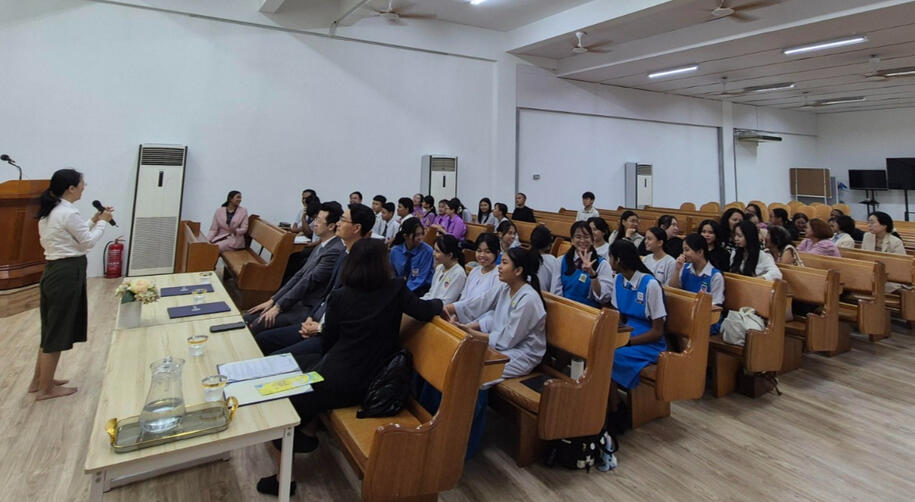 Talk to teenagers &amp; parents